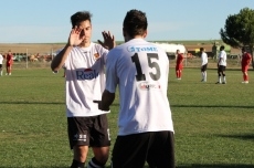 Foto 5 - El Ciudad Rodrigo Senior hace los deberes en Villoria (1-2)