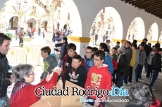 Foto 3 - 1.300 bocadillos para ayudar al Hospital Christ de la India