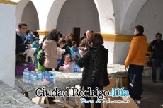 Foto 6 - 1.300 bocadillos para ayudar al Hospital Christ de la India