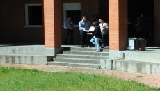 Foto 3 - Lectura de Poemas para finalizar la Semana Cultural en el IES Senara