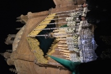 Foto 4 - La ‘Esperanza’ de Salamanca regala la madrugada del Viernes Santo