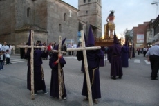 Foto 5 - El Santo Entierro ilumina el crepúsculo 