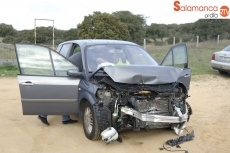Foto 4 - Choque de dos turismos en la CL-510