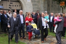Foto 4 - La lluvia desluce los actos en honor a San Jorge