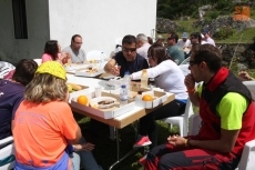 Foto 4 - La solidaridad encuentra el sendero en la Marcha del Corazón