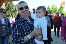 Foto 6 - La Virgen del Castillo recibe más de 300 euros en la subasta de roscas