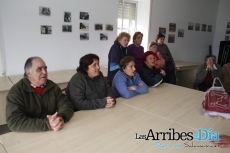 Foto 4 - La reducción de médicos conduce a los vecinos de Brincones a una nueva protesta en la capital 