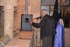 Foto 5 - La Dolorosa cruza el Águeda en la apertura de la Semana Santa