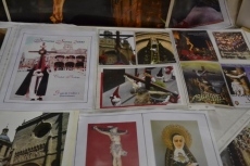 Foto 4 - El Centro de Mayores acoge una muestra de carteles e imágenes de Semana Santa