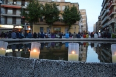 El Barrio del Oeste lee a la luz de la luna