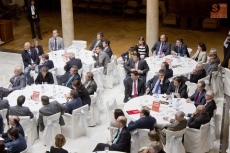 Foto 4 - B&aacute;&ntilde;ez: "Espa&ntilde;a en breve generar&aacute; empleo a m&aacute;s velocidad gracias a las reformas"