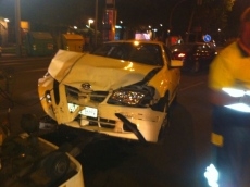 Foto 3 - Provoca un accidente múltiple al saltarse un semáforo