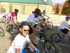 Foto 4 - Cerca de 700 personas celebran la Fiesta de la Bicicleta en Carbajosa