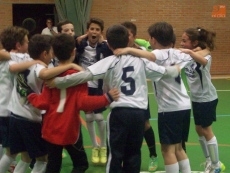 Foto 3 - Los benjamines vitigudinenses, campeones provinciales de fútbol sala