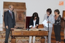 Foto 4 - El rector preside la toma de posesión de cargos académicos y personal docente e investigador de...