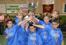 Foto 3 - Gran fiesta en el cierre de la VI Liga Comarcal del III Columnas 