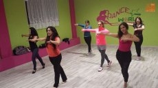 Clase de latino por Astrid/FOTO: Archivo Academia