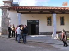 Foto 4 - Vecinos y amigos llenan el templo en su inauguraci&oacute;n tras las obras de rehabilitaci&oacute;n acometidas