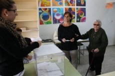 Foto 3 - El Partido Popular dobla los votos del PSOE con la irrupción de 'Podemos'