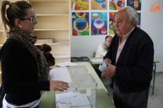El Partido Popular dobla los votos del PSOE con la irrupción de Podemos