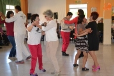 Bailes, carretones y m&uacute;sica en la fiesta anual de la Residencia Mixta