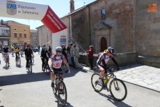Foto 6 - La Diputación muestra las Arribes con la I Marcha Cicloturista BTT