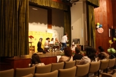 Representación de El Tesoro de la Escuela