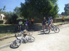 Foto 5 - Vecinos de Las Canteras disfrutan de un día de convivencia en la zona de San Felices