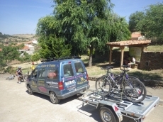 Foto 4 - Vecinos de Las Canteras disfrutan de un día de convivencia en la zona de San Felices