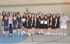 Foto 3 - La Escuela de Baloncesto Femenino cierra la temporada