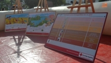 Foto 3 - Cruz Roja explica a los más pequeños los riesgos del verano