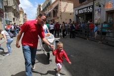 Foto 4 - El encierro de carretones pone la nota más divertida al Corpus