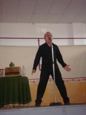 Foto 3 - El teatro y la música animan las fiestas 