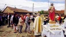 Foto 6 - Los actos religiosos marcan el inicio de las fiestas de San Juan