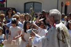 Foto 5 - El Santísimo vuelve a procesionar por las calles en la Octava de Corpus
