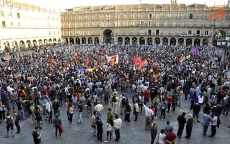Salmantinos piden la instauraci&oacute;n de la III Rep&uacute;blica 