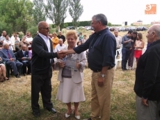 Foto 3 - La jornada de convivencia re&uacute;ne a m&aacute;s de 500 mayores de la comarca ledesmina