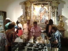 Foto 3 - Miembros de la Asociación Cultural Virgen de Sacedón visitan Alba de Tormes