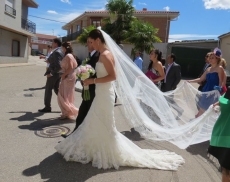 Foto 4 - Oscar y Silvia contraen matrimonio en la Iglesia de San Pedro