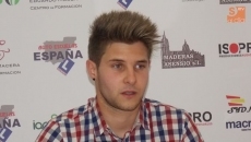 Foto 3 - Nacho S&aacute;nchez, en su presentaci&oacute;n: &ldquo;He firmado tres a&ntilde;os y me gustar&iacute;a ascender todos&rdquo;