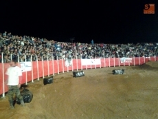 Foto 3 - La grave caída de uno de los pilotos deja helado el ambiente festivo de la carrera