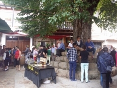 Foto 3 - Éxito de expositores y público en la XI Feria Agroalimentaria y de Artesanía