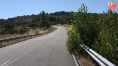 Foto 4 - La Ayuntamiento critica la falta de mantenimiento de la carretera Villarino-Trabanca