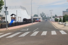 Foto 6 - Un incendio en Santa Marta moviliza a los Bomberos y a la Policía Local horas antes del inicio de...