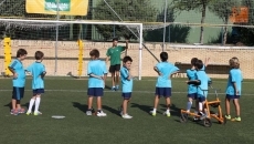 Foto 3 - M&aacute;s de 400 ni&ntilde;os de seis a 14 a&ntilde;os participan en la pr&aacute;ctica de ocio deportivo 