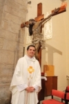 Foto 2 - Emocionante y concurrida primera misa de Alfonso González en la iglesia de San Pedro 