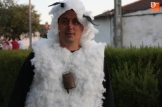 Foto 5 - El desfile de carrozas llena de colorido y animación las calles