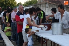 Foto 6 - Una popular merienda para 600 personas pone fin a las fiestas de ‘Los Perdones’