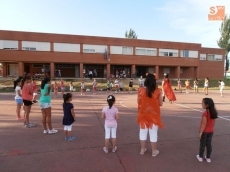 Foto 3 - La Escuela de Verano comienza con un total de 45 niños