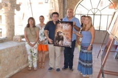 Foto 3 - La ‘Presencia y diversión’ de Emilio Hernández anunciarán el Carnaval 2015